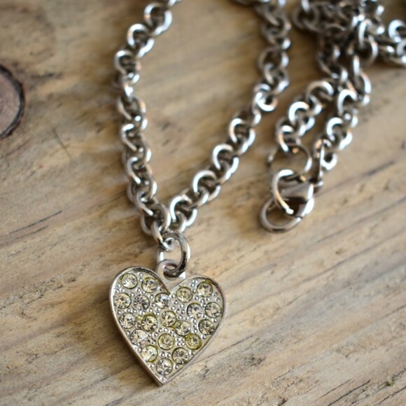Artisan Created Rhinestone Encrusted Heart Rhodium Plated Chunky Chain Necklace - Picture 1 of 3